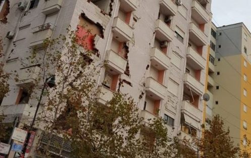 U demtuan nga termeti: Keshilli Bashkiak i Durresit vendos shembjen e 19 pallateve